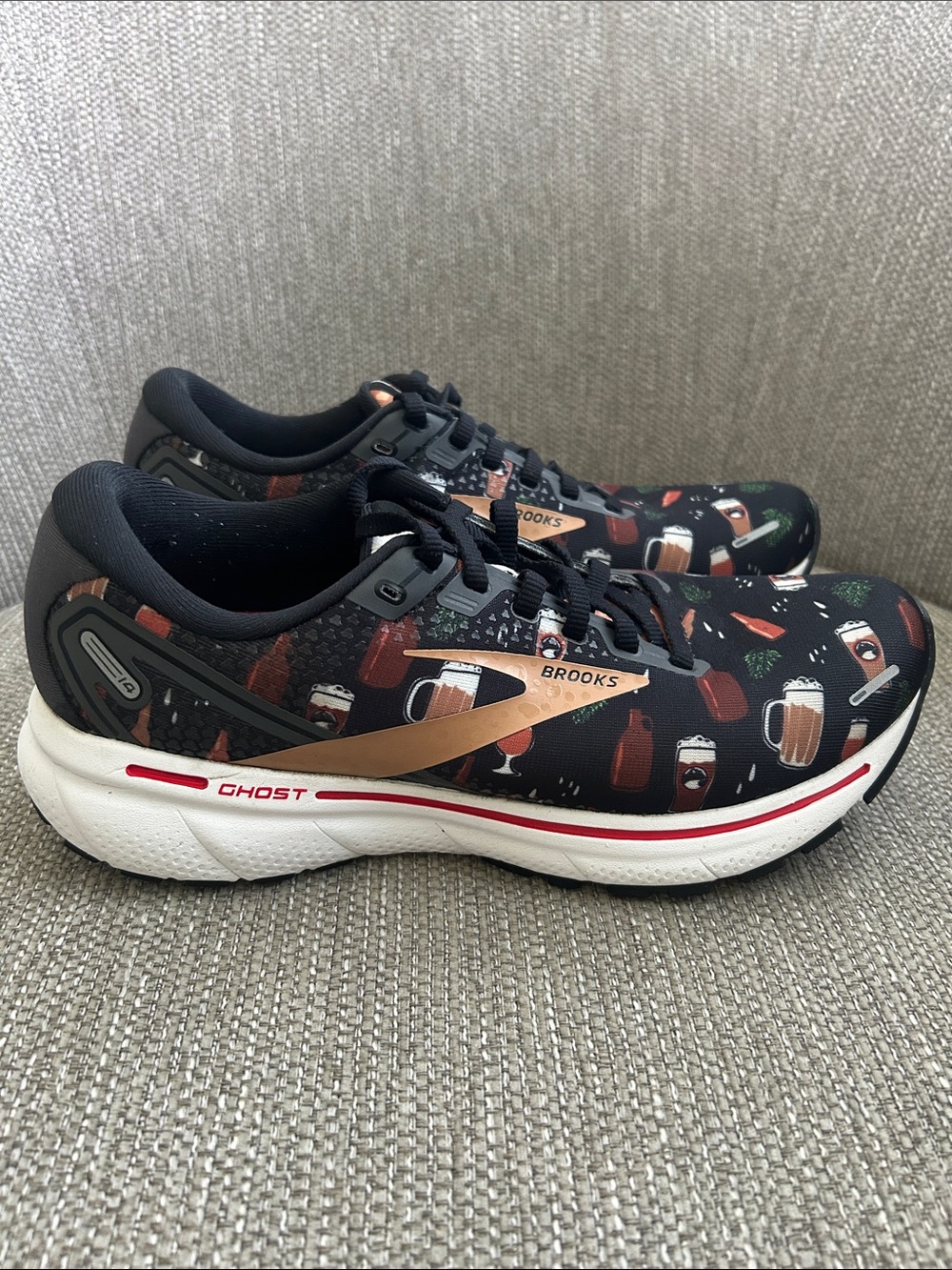 Brooks Ghost 14 "Run Hoppy" Special Edition Sneakers - Picture 3 of 7